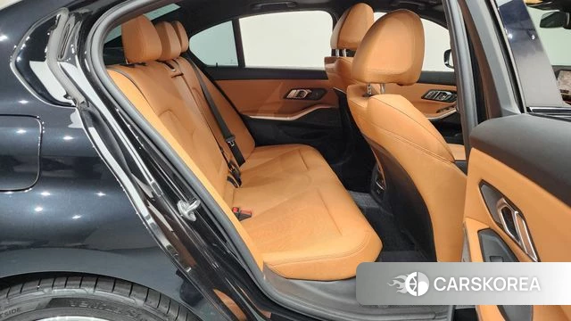 BMW 3 Series (G20) 2024 Черный из Кореи, фото 2