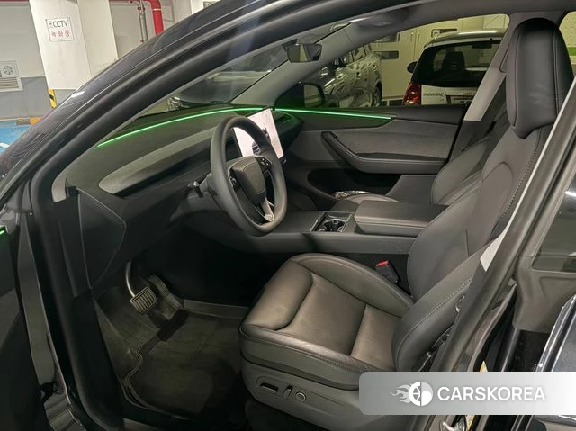 Tesla Model Y 2025 Серый из Кореи, фото 2