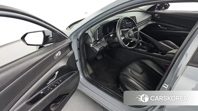 Hyundai Avante Hybrid (CN7) 2021 Серый из Кореи, фото 2