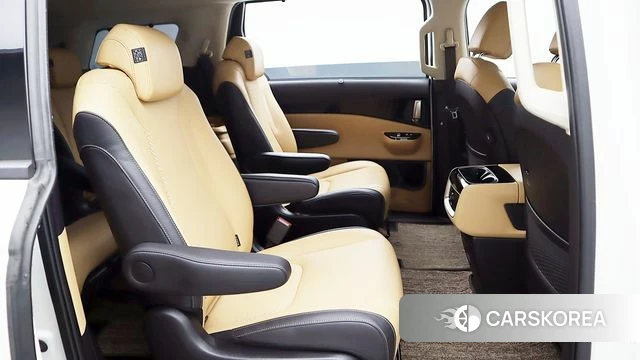 Kia Carnival 4th generation 2023 Белый из Кореи, фото 2