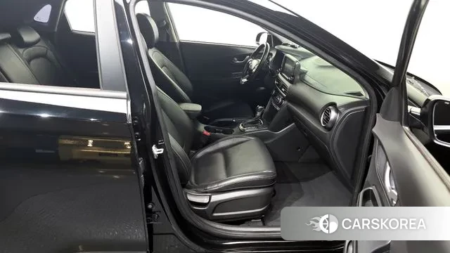 Hyundai Kona 2018 Черный из Кореи, фото 2