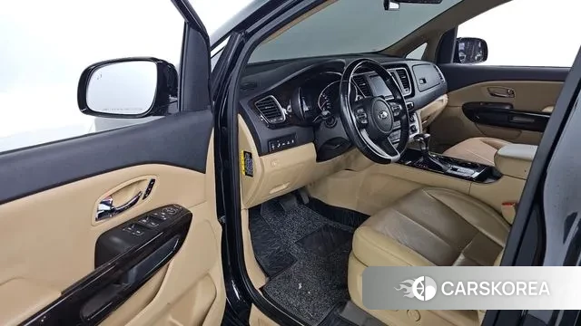 Kia The New Carnival 2018 Черный из Кореи, фото 2