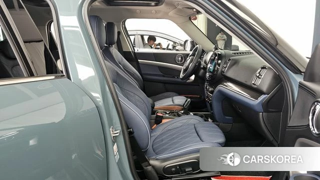 Mini Cooper S Countryman 2023 Цвет галактики из Кореи, фото 2