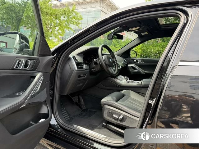 BMW X6 2022 Черный из Китая, фото 2