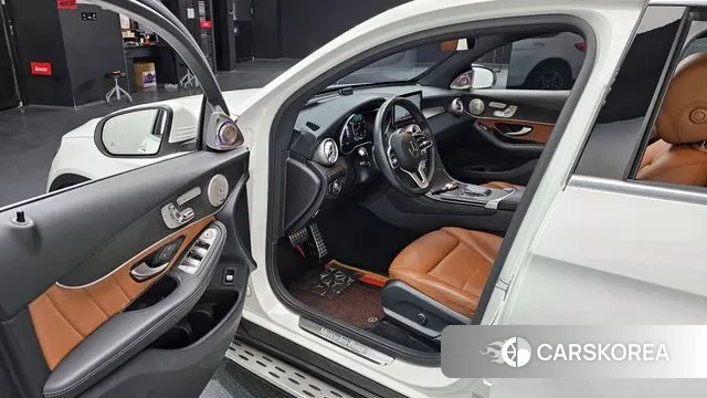 Mercedes-Benz GLC-Class X253 2020 Белый из Кореи, фото 2