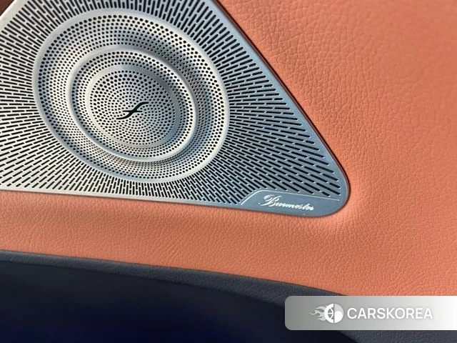 Mercedes-Benz S-class 2024 Черный из Китая, фото 2