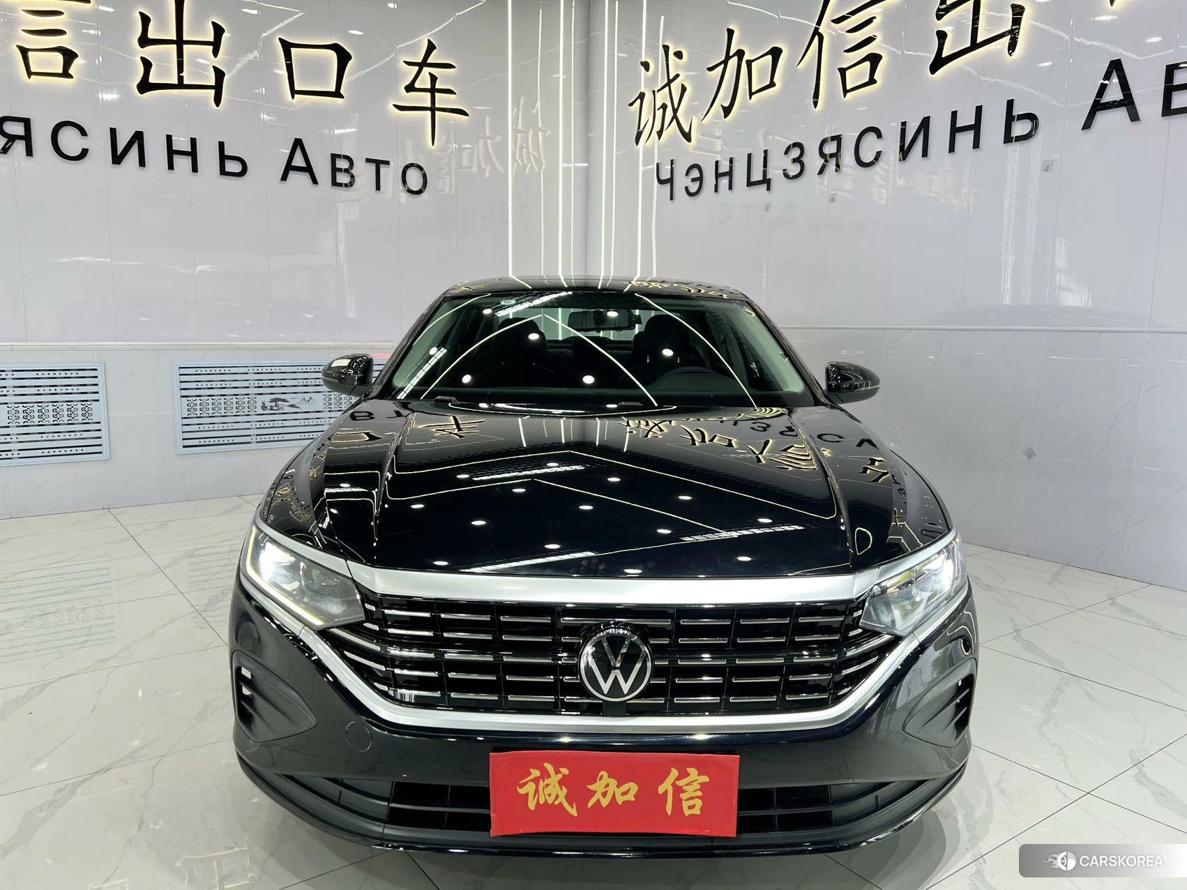 Volkswagen Passat 2023 Черный из Китая, фото 2