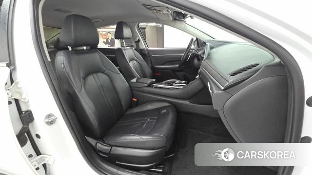 Hyundai Sonata (DN8) 2023 Белый из Кореи, фото 2