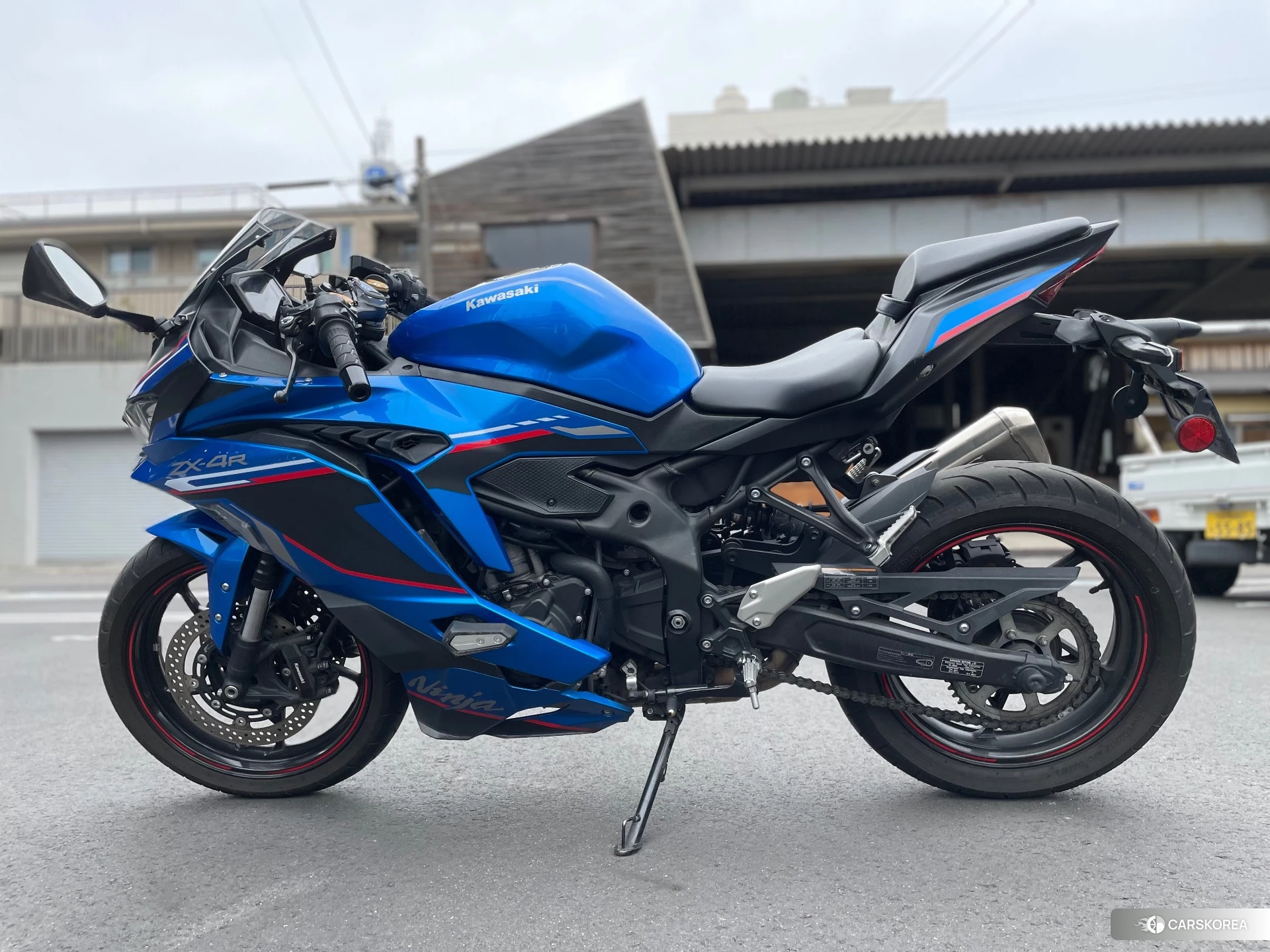 Проданный OTHER NINJA ZX-4R SE 2023 из Японии, фото 4