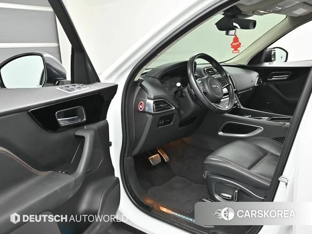 Jaguar F-PACE 2019 Белый из Кореи, фото 2