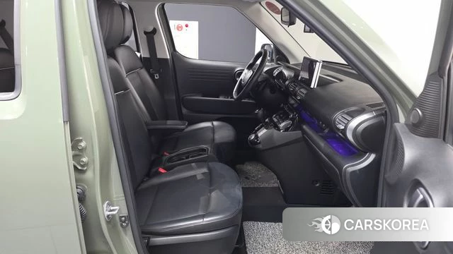 Hyundai Casper 2023 Зеленый из Кореи, фото 2