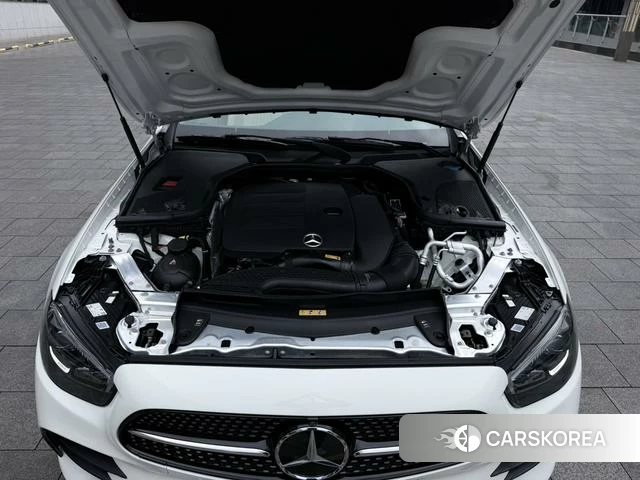 Mercedes-Benz E-class (imported) 2021 Белый из Китая, фото 2