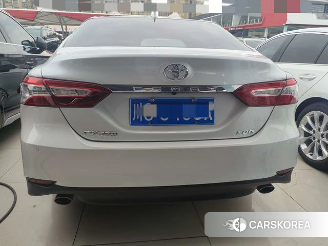 Toyota Camry 2021 Белый из Китая, фото 2