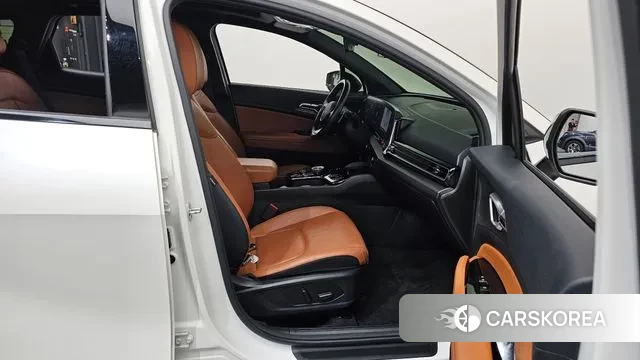 Kia Sportage 5th Generation 2022 Белый из Кореи, фото 2