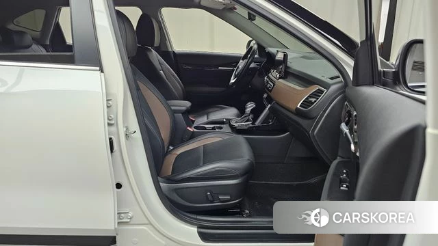 Kia Seltos 2020 Белый из Кореи, фото 2