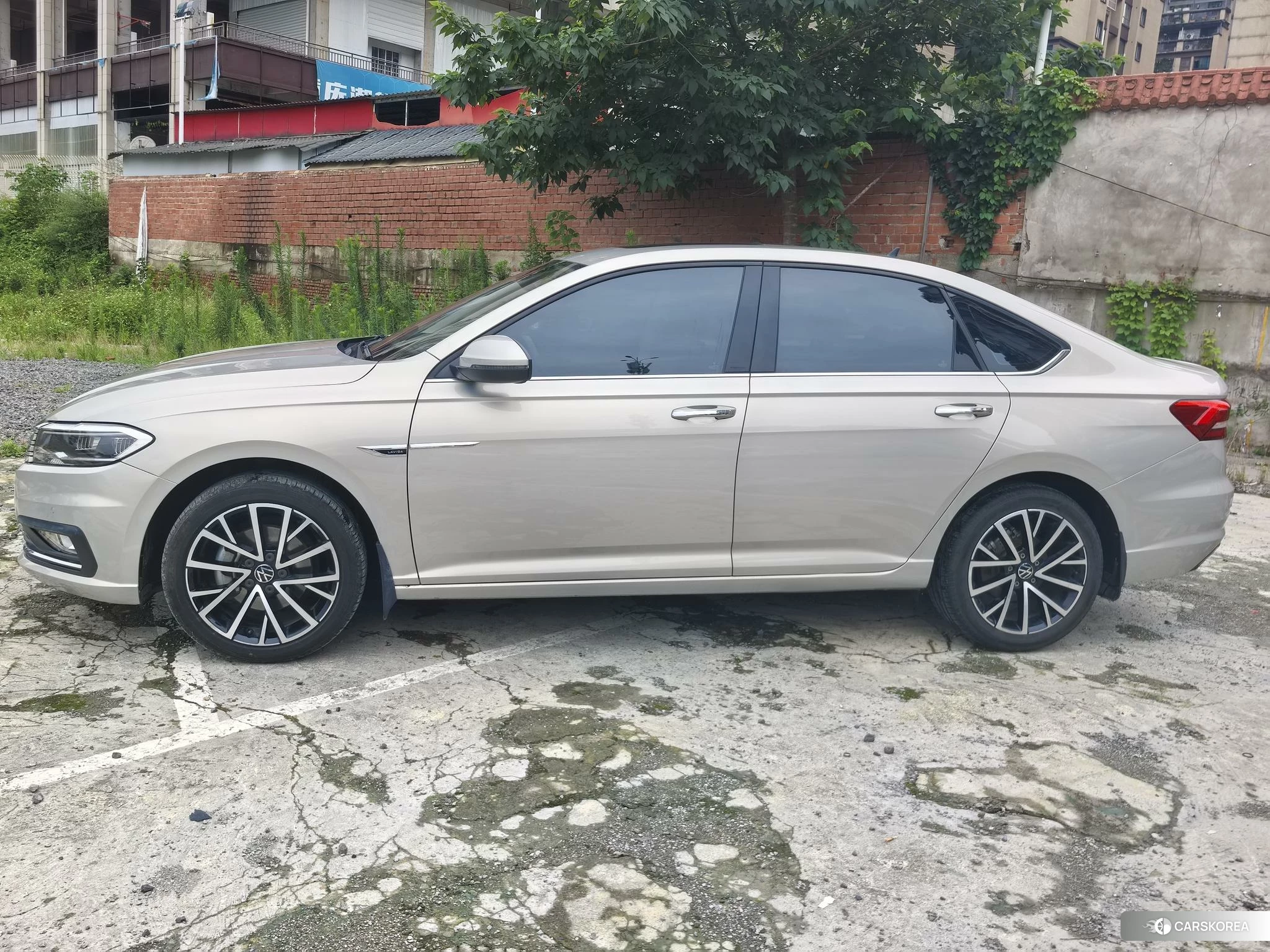 Volkswagen Lavida 2019 Шампань из Китая, фото 2