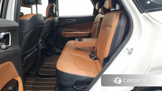 Kia Sportage 5th Generation Hybrid 2022 Белый из Кореи, фото 2