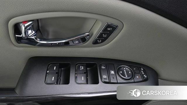 Kia The New Carnival 2018 Белый из Кореи, фото 2