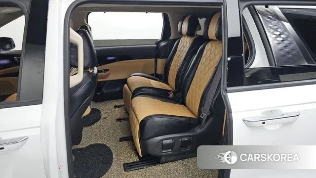 Kia Carnival 4th generation 2023 Белый из Кореи, фото 2