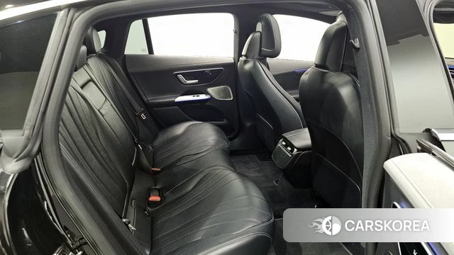 Mercedes-Benz EQE V295 2022 Черный из Кореи, фото 2