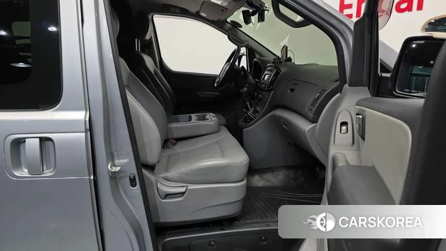 Hyundai The New Grand Starex 2020 Серебристо-серый из Кореи, фото 2