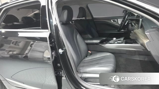 Kia K8 2022 Черный из Кореи, фото 2