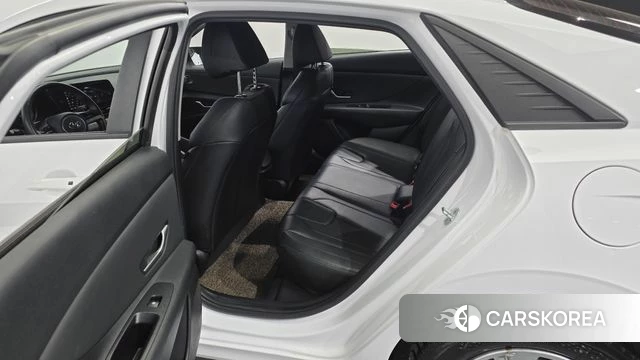 Hyundai Avante (CN7) 2021 Белый из Кореи, фото 2