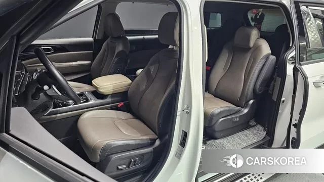 Kia The New Carnival 4th Generation 2023 Белый из Кореи, фото 2