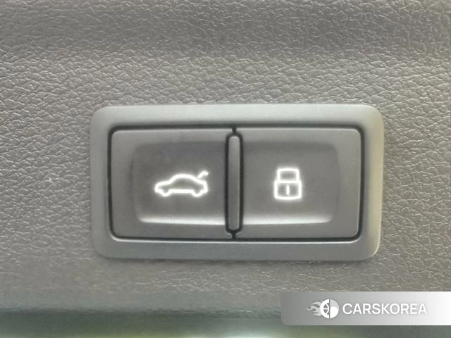 Audi Q3 2023 Белый из Китая, фото 2