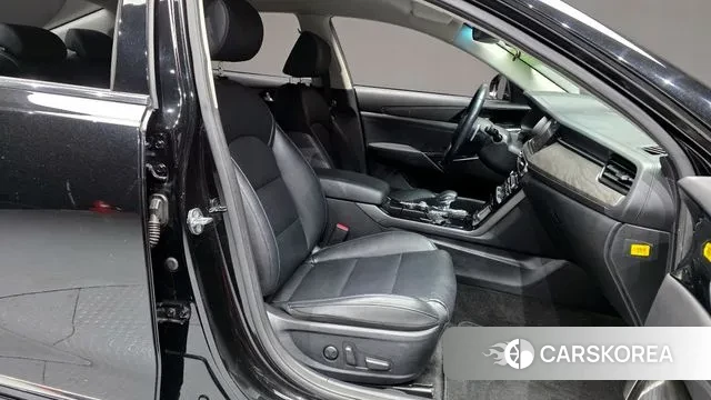 Kia K7 Premier 2021 Черный из Кореи, фото 2