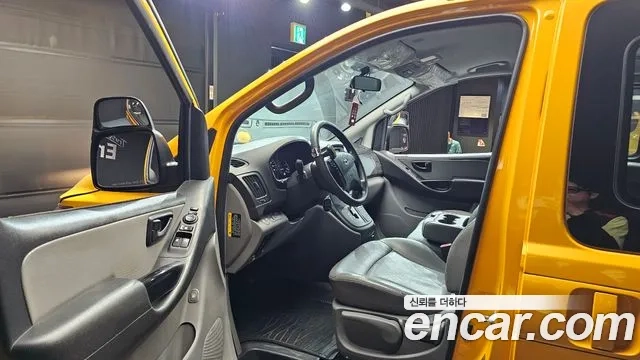 Hyundai The New Grand Starex 2019 Желтый из Кореи, фото 2