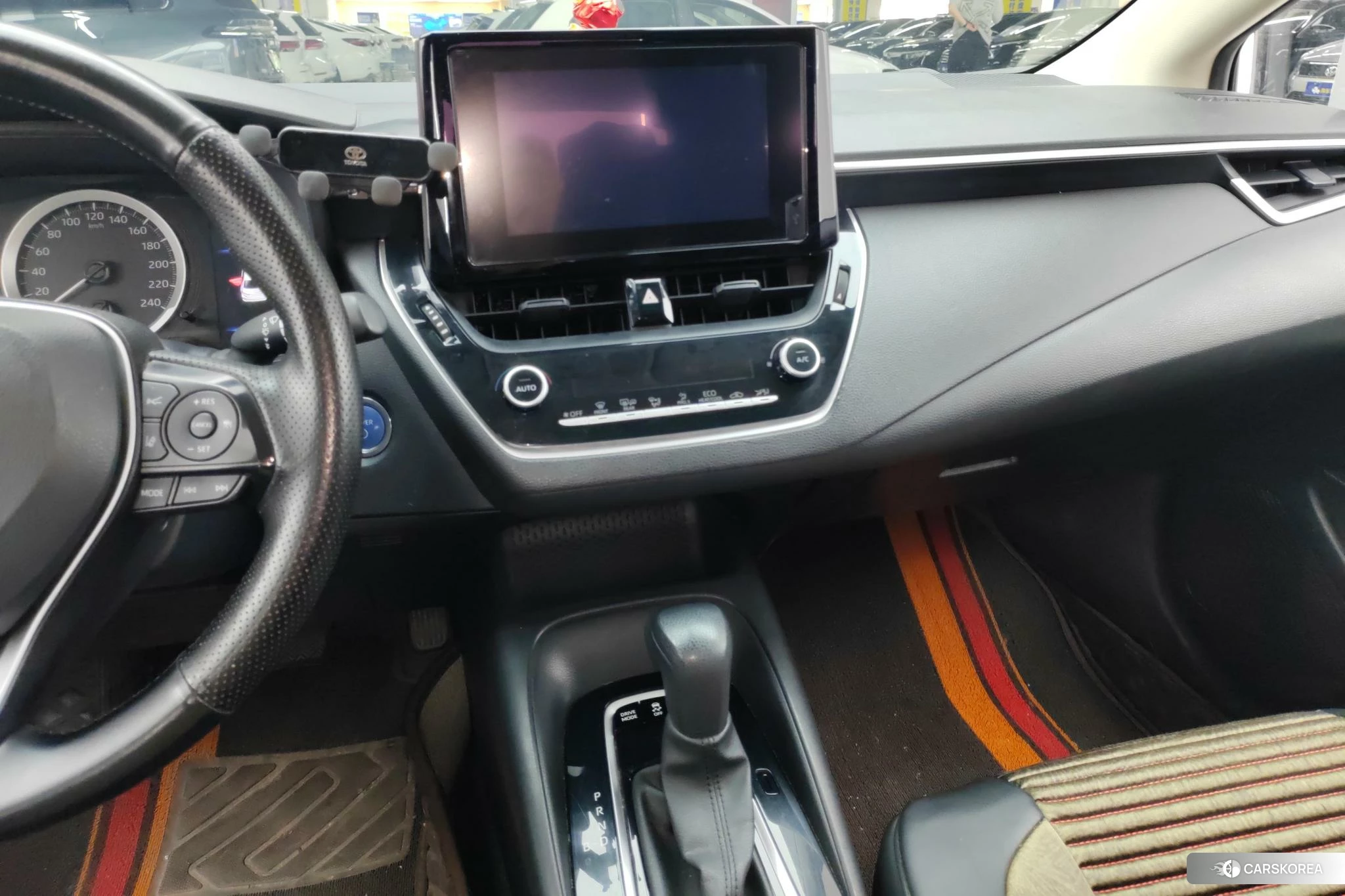 Toyota Corolla 2022 Белый из Китая, фото 2