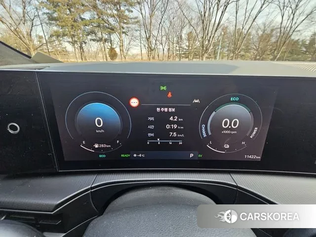 Hyundai Santa Fe (MX5) 2024 Белый из Кореи, фото 2