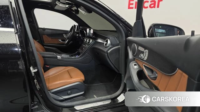 Mercedes-Benz GLC-Class X253 2021 Черный из Кореи, фото 2