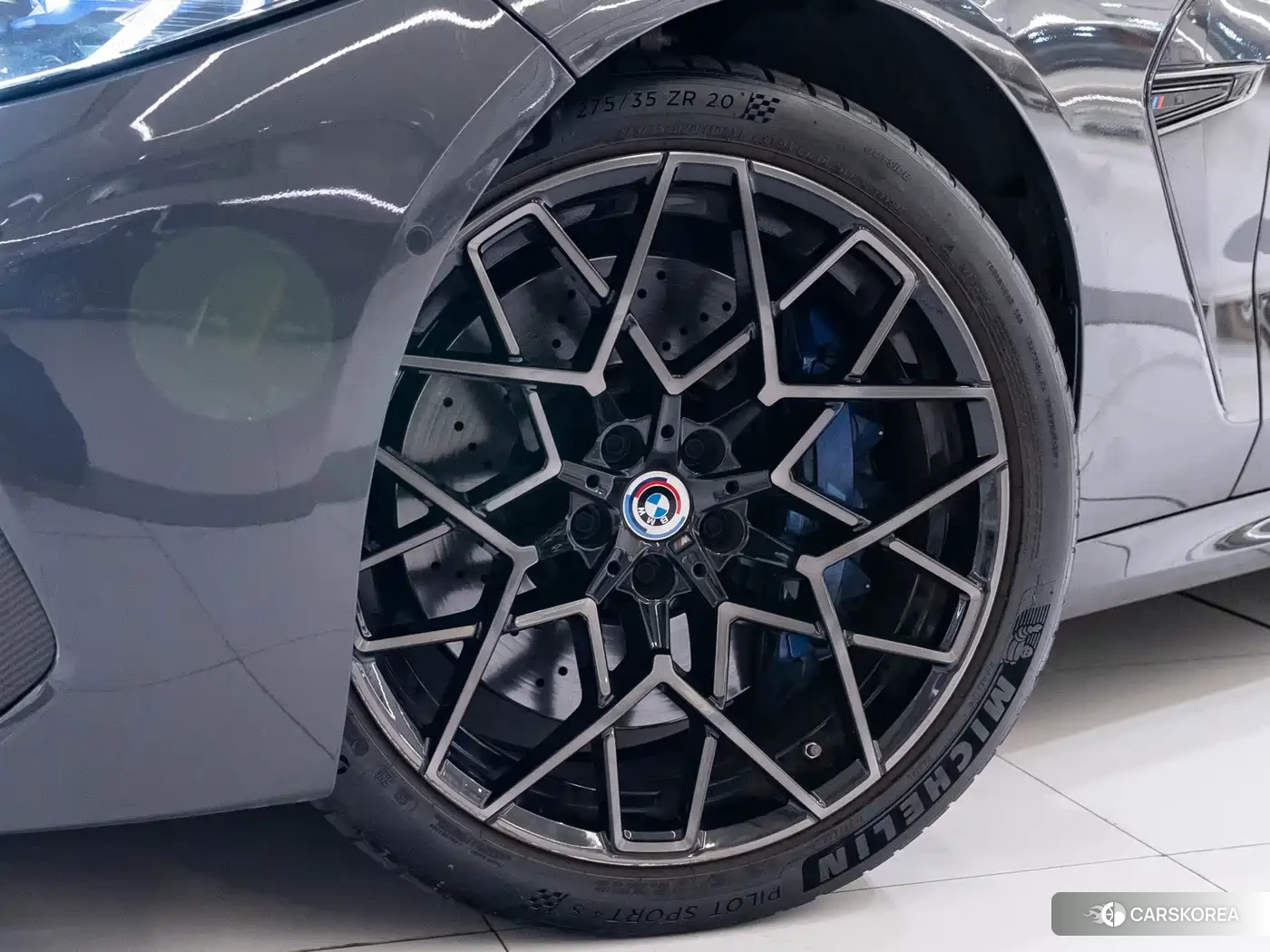 BMW M8 2022 Silver/gray из Китая, фото 2