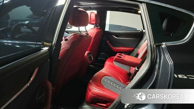 Maserati Levante 2020 Серый из Кореи, фото 2