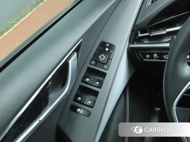 Kia Di Ol Nu Niro 2022 Черный из Кореи, фото 2