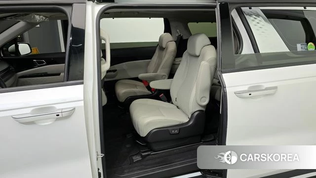 Kia Carnival 4th generation 2021 Белый из Кореи, фото 2