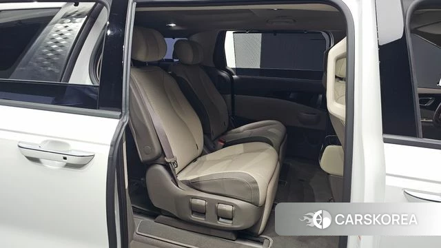Kia The New Carnival 4th Generation 2024 Белый из Кореи, фото 2