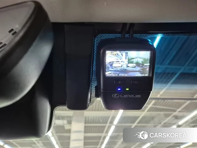 Lexus ES300h 7th generation 2025 Черный из Кореи, фото 2