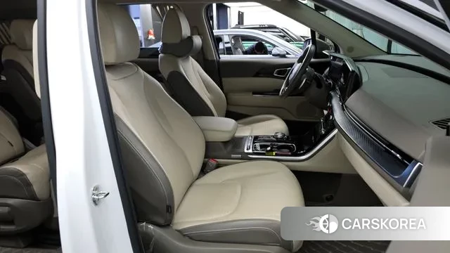 Kia Carnival 4th generation 2021 Белый из Кореи, фото 2