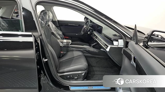 Hyundai Grandeur (GN7) 2026 Черный из Кореи, фото 2