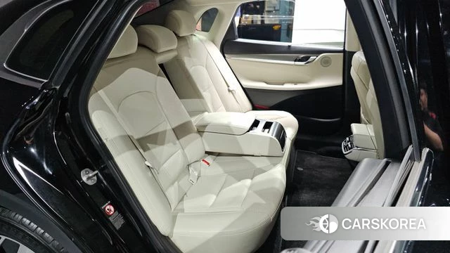 Hyundai The New Grandeur IG Hybrid 2022 Черный из Кореи, фото 2