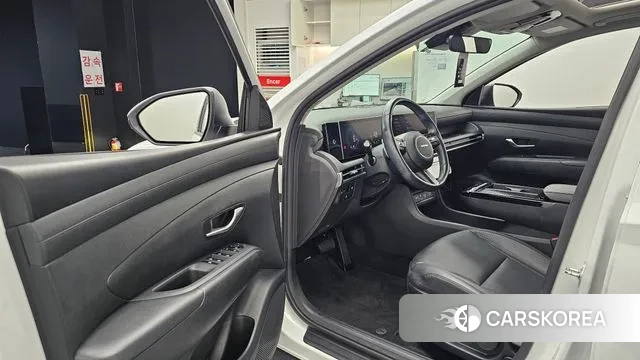 Hyundai The New Tucson (NX4) 2024 Белый из Кореи, фото 2