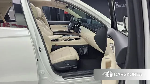 Genesis GV70 2021 Белый из Кореи, фото 2