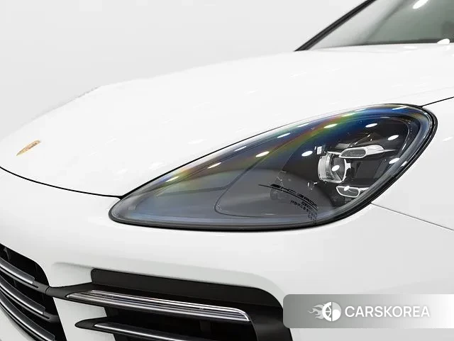 Porsche Cayenne (PO536) 2023 Белый из Кореи, фото 2