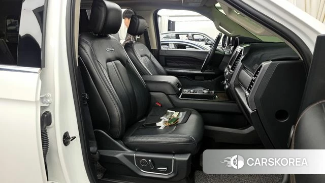 Ford Expeditation 2021 Белый из Кореи, фото 2