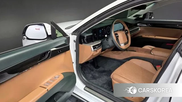 Hyundai Grandeur Hybrid (GN7) 2023 Белый из Кореи, фото 2