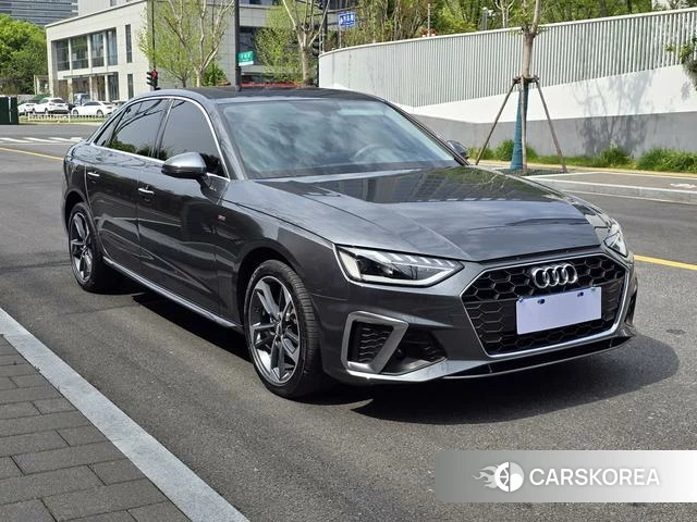 Audi A4L 2021 Темно-серый из Китая, фото 2