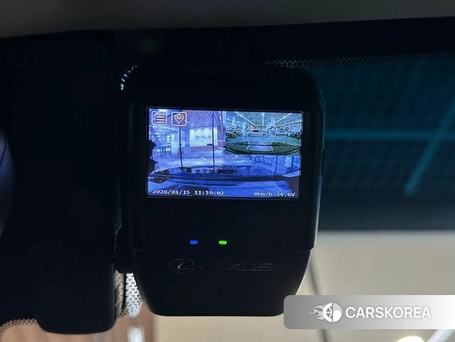 Lexus ES300h 7th generation 2022 Серый из Кореи, фото 2